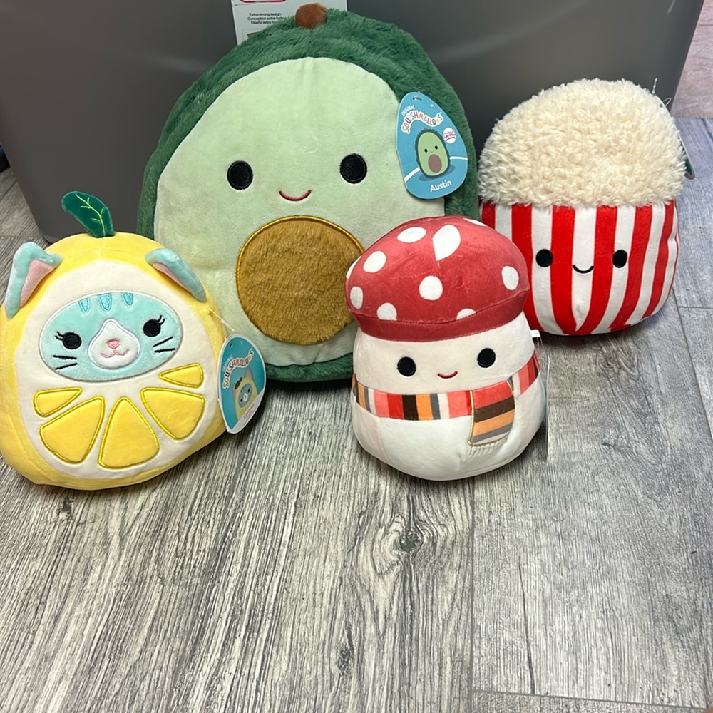 Squishmallows bundle selling all together